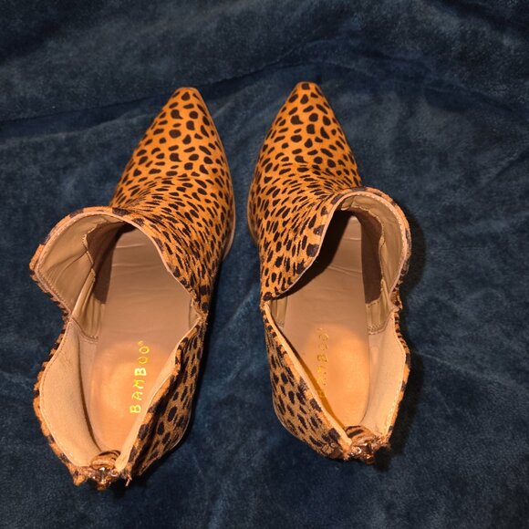 Cheetah booties - Picture 2 of 4
